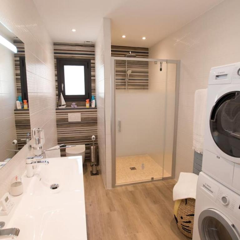 Clos des Griottes, Clim Jacuzzi Parking - One-Bedroom House - 27