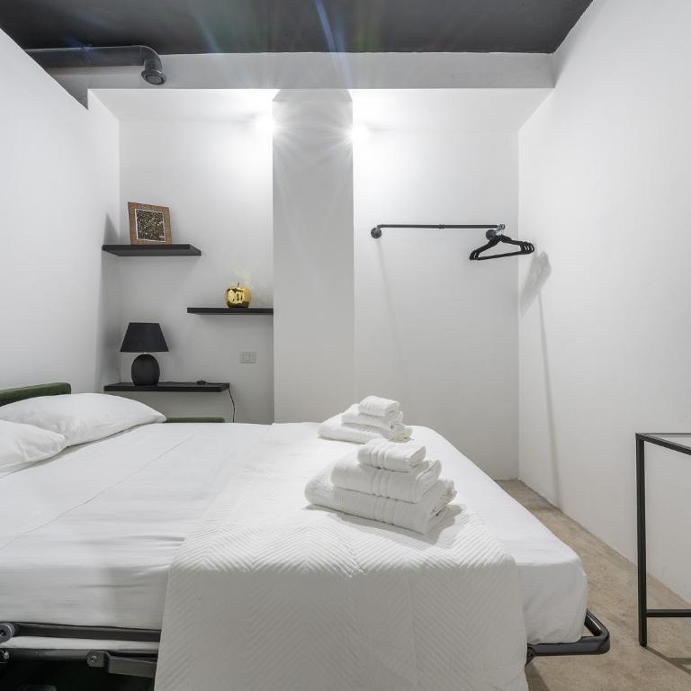 Ex Magazzini - Suite with Balcony - 27