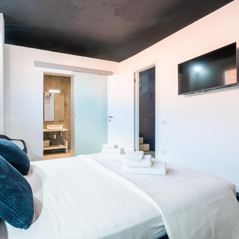 Ex Magazzini - Junior Suite with Balcony - 9
