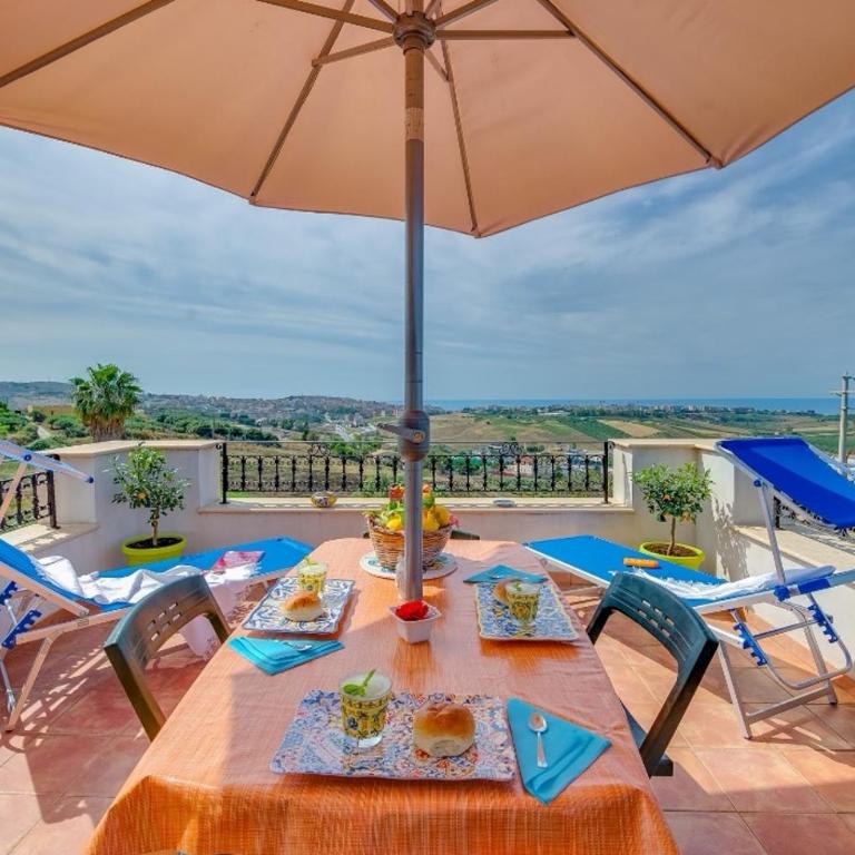 La Rosa Rossa - Two-Bedroom Apartment with Terrace - 5