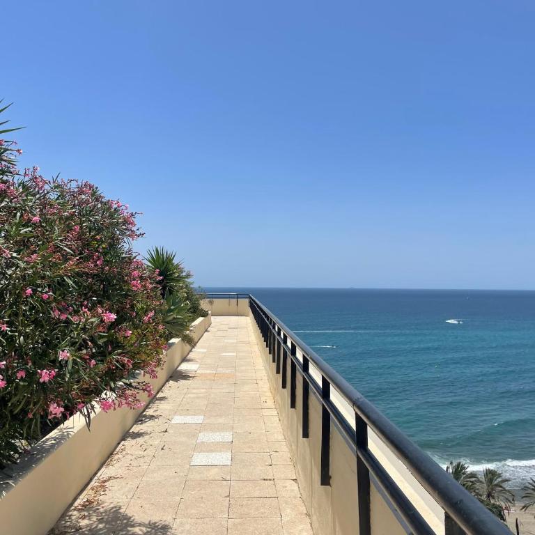 Marbella Centre Beachfront & Pool - Apartamento con vistas al mar - 31