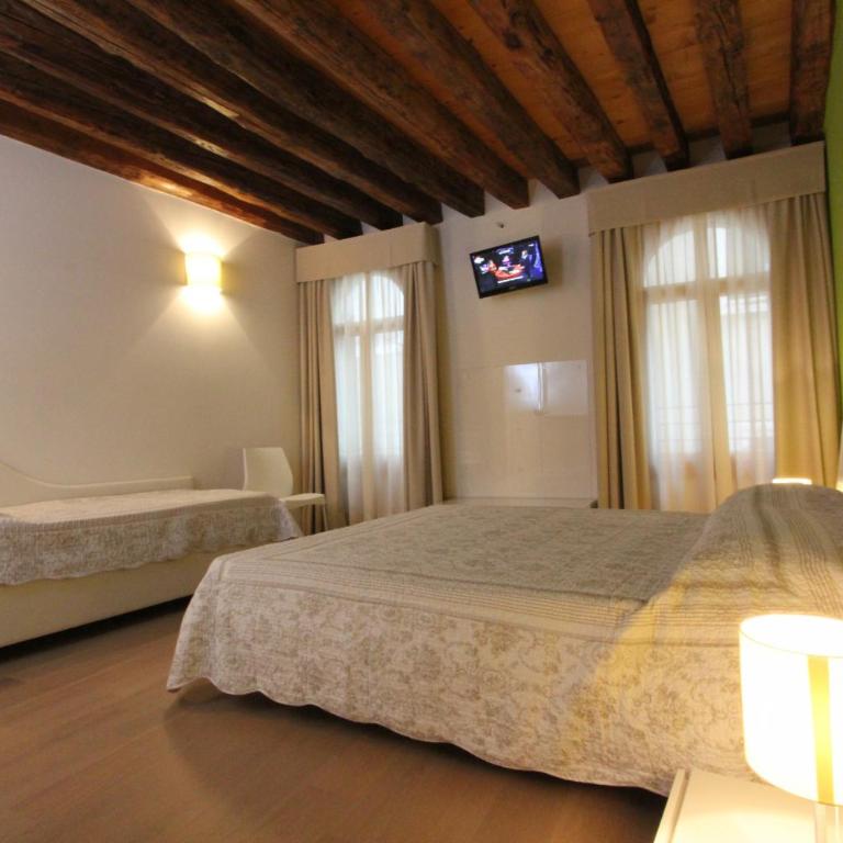 City Apartments Rialto Market - Appartamento Orchidea con 2 Camere da Letto - 11