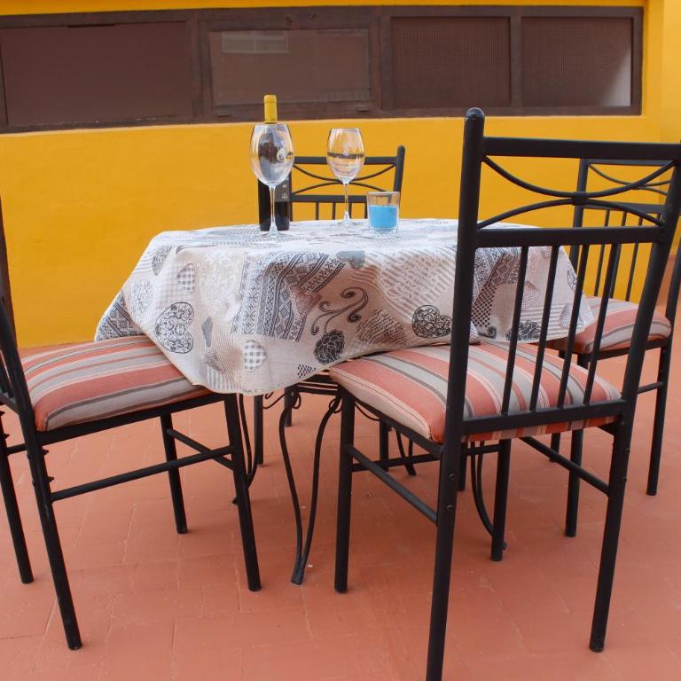 Vacaciones tierra y mar Casa en el centro con patio y terraza - Casa de 3 dormitorios - 8