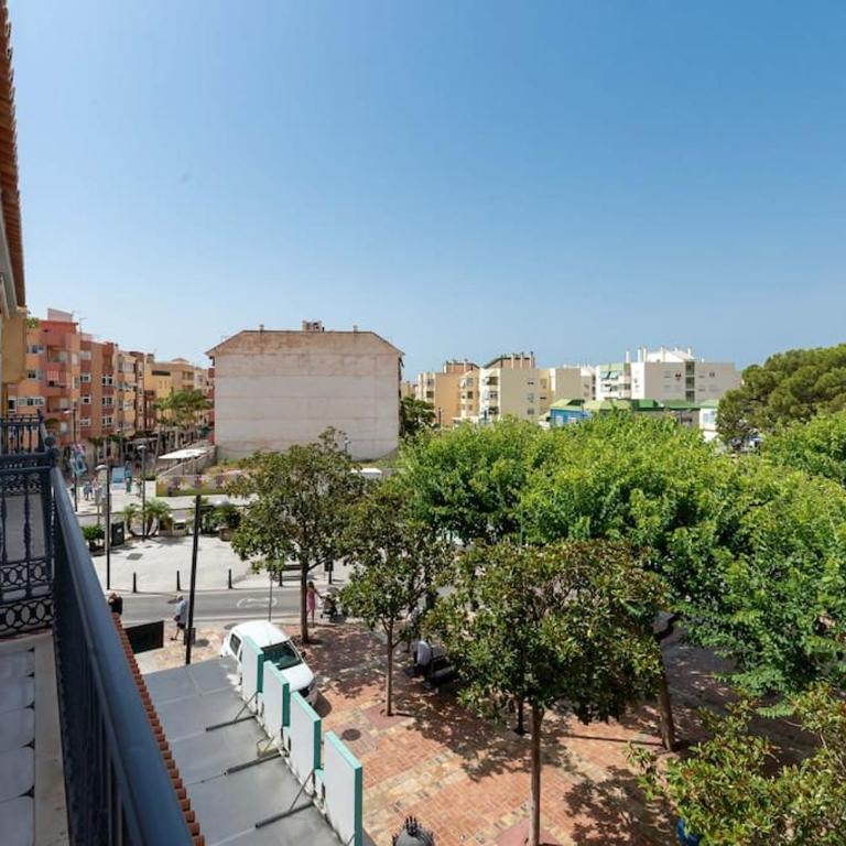 LXR La Perla Renovated 2HAB. Apt - Two-Bedroom Apartment - 12