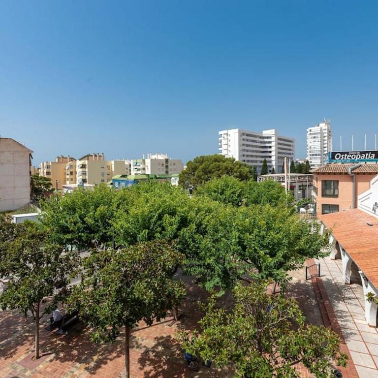 LXR La Perla Renovated 2HAB. Apt - Two-Bedroom Apartment - 14