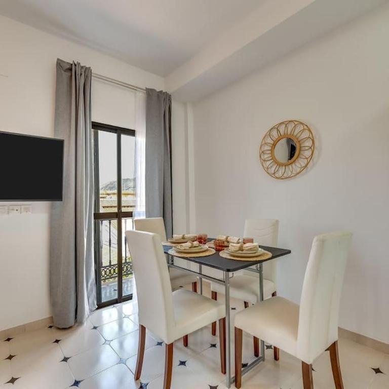 LXR La Perla Renovated 2HAB. Apt - Two-Bedroom Apartment - 16