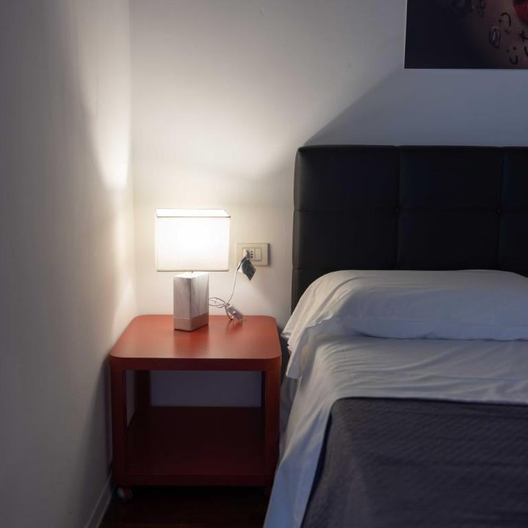 Napolidays Movida By Dimorra - Appartamento con 2 Camere da Letto - 63
