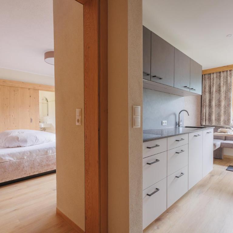 hin&weg das Aparthotel - Apartment mit Balkon - 1