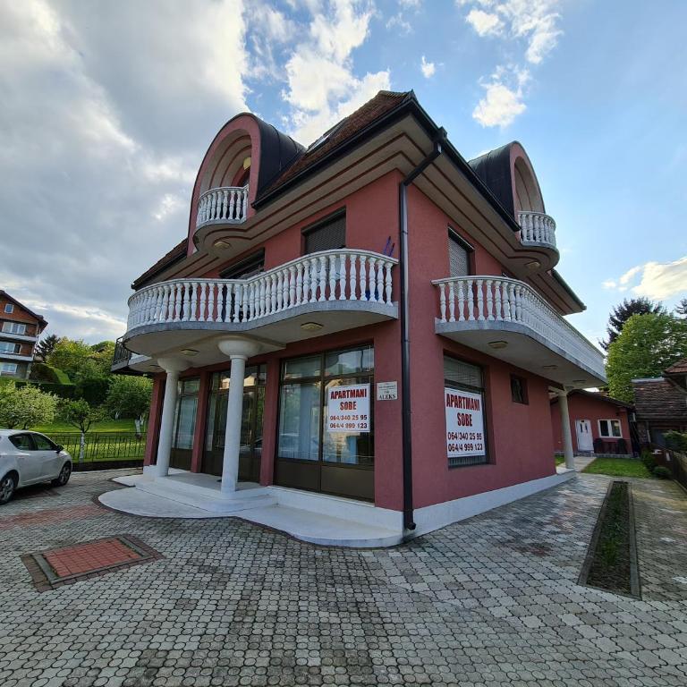 Apartman Aleks - Apartman s 1 Spavaćom Sobom i Balkonom - 1