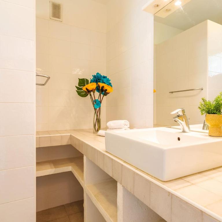 LE CALIFORNIA 3 AP4366 By Riviera Holiday Homes - Appartement - Vue sur Mer - 22