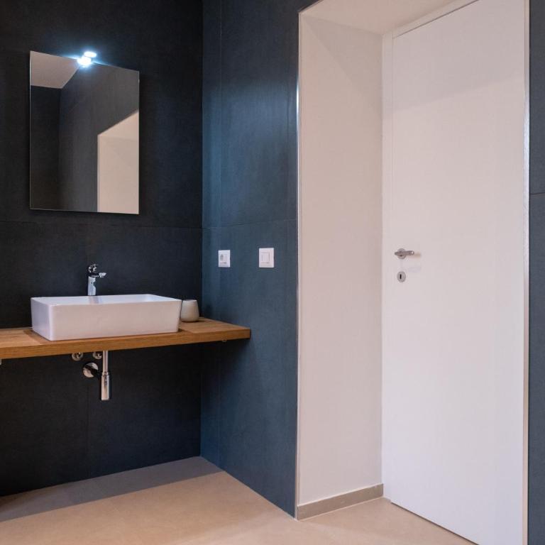Nautika Suites - Camera Comfort - 13
