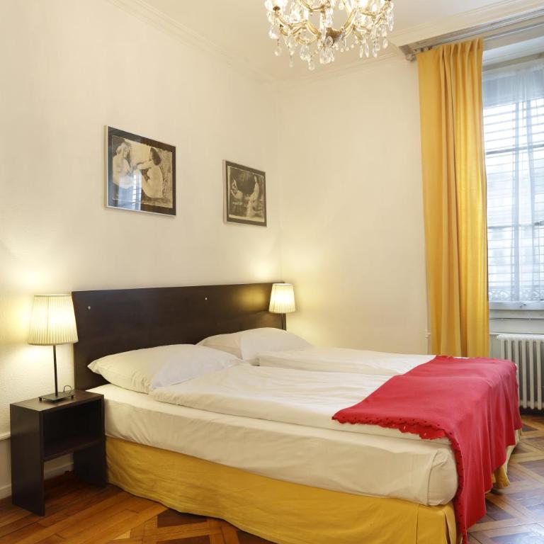 Hotel Tor - Standard Zimmer mit Kingsize-Bett - 5