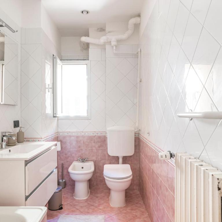 Modern apartment in the heart of the city center - Two-Bedroom Apartment - 18