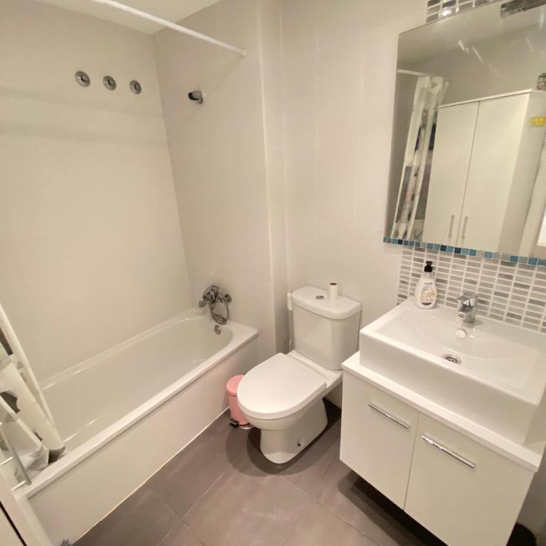 San Francisco Apartment - One-Bedroom Apartment - 10