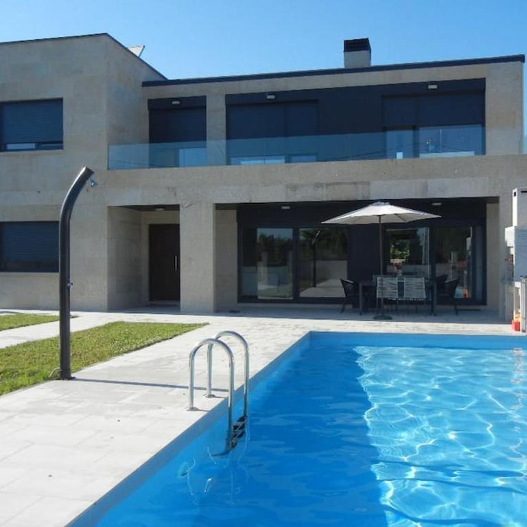 Chalet de diseño moderno en Sanxenxo - Casa de 4 dormitorios - 3