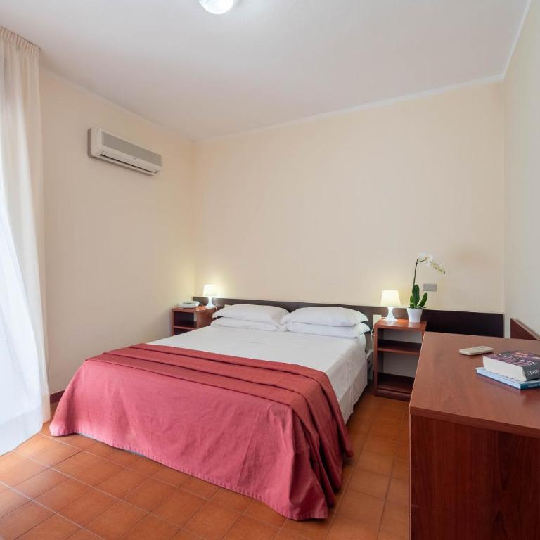Hotel Mira - Camera Matrimoniale con Balcone - 3