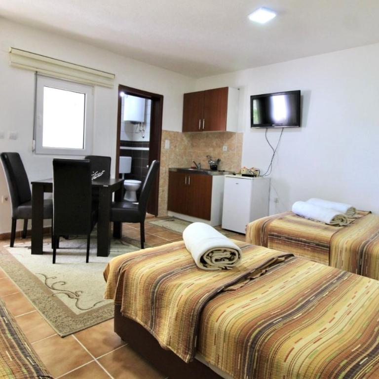 Apartmani Kljajevic Sutomore - Studio with Garden View - 5