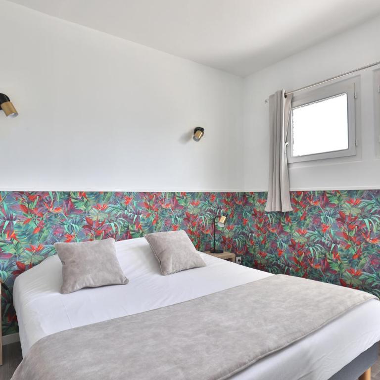 Cit'Hotel du Cap - Chambre Double Confort avec Balcon - Vue sur Port - 2