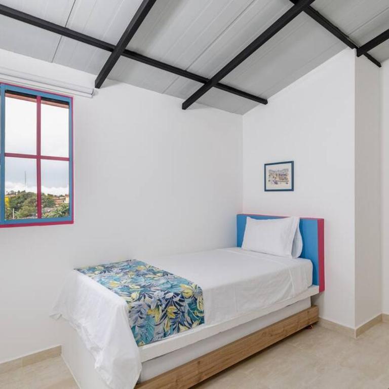 Comodo y amplio apartamento privado-201 Guatape - Apartamento de 3 dormitorios - 35