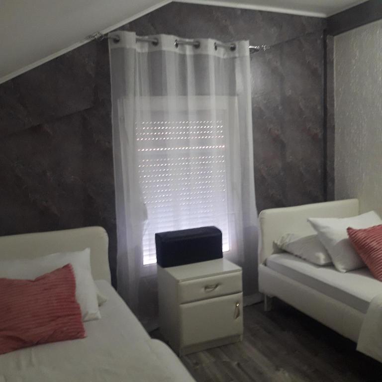 Apartmani Nis - Apartman Tipa "Suite" sa 1 Spavaćom Sobom - 13