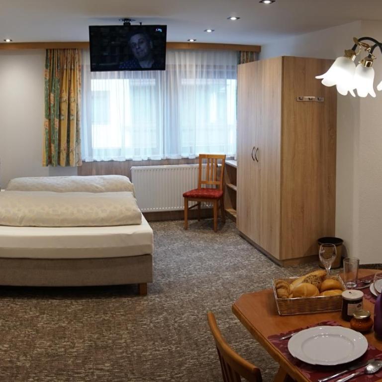 Ferienwohnungen Annelies - Apartment mit 1 Schlafzimmer - 2