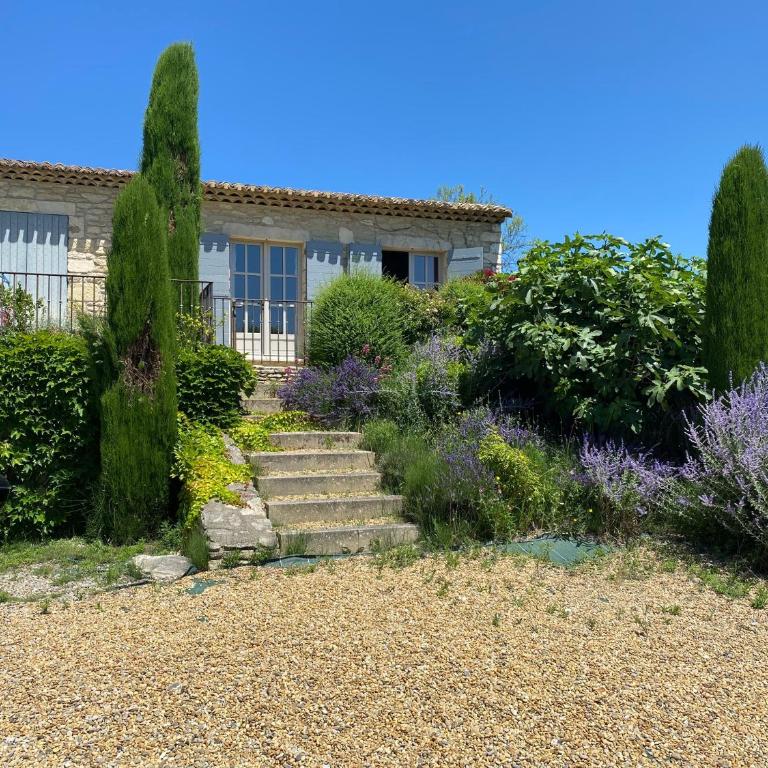 In Gordes, facing the entire Luberon Park a beautiful 5 bedrooms house - Casa con 5 Camere da Letto - 6