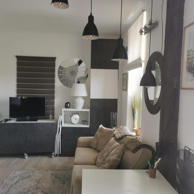 PETIT PARADIS - St MANDRIER VILLAGE - Apartment mit 1 Schlafzimmer - 1