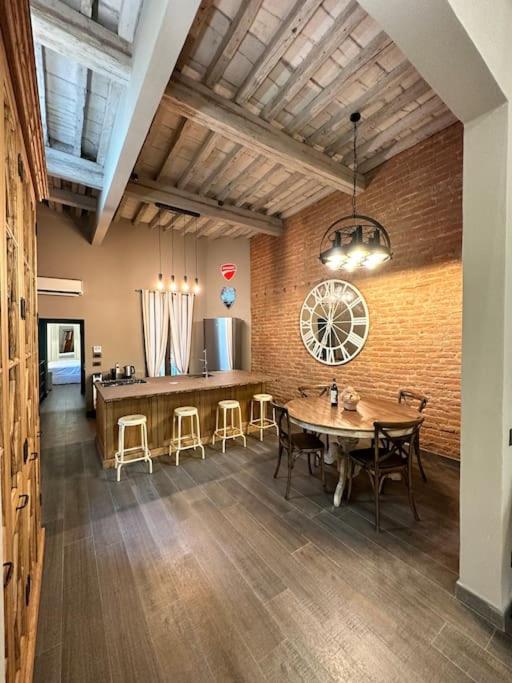 Lambe Suite next to Ponte Vecchio and Uffizi - LoveTheApartments - Appartamento Superior - 5