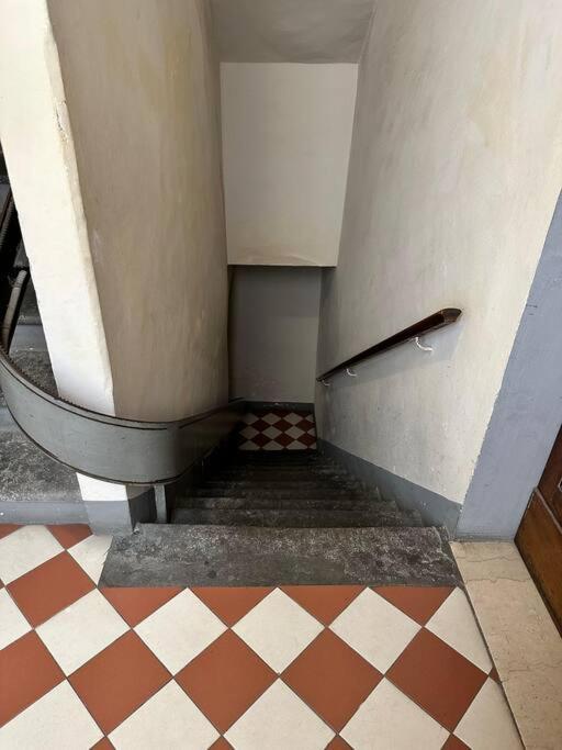 Lambe Suite next to Ponte Vecchio and Uffizi - LoveTheApartments - Appartamento Superior - 18