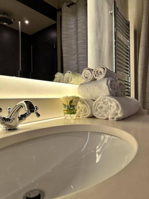 Lambe Suite next to Ponte Vecchio and Uffizi - LoveTheApartments - Appartamento Superior - 20