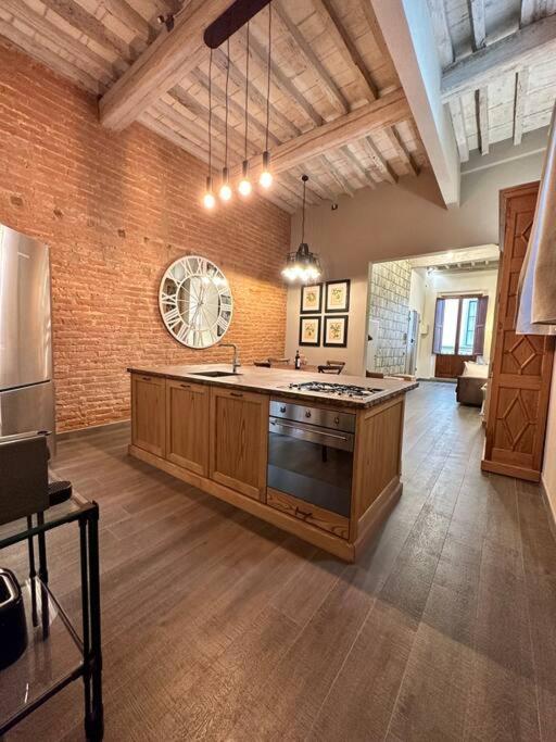 Lambe Suite next to Ponte Vecchio and Uffizi - LoveTheApartments - Appartamento Superior - 30