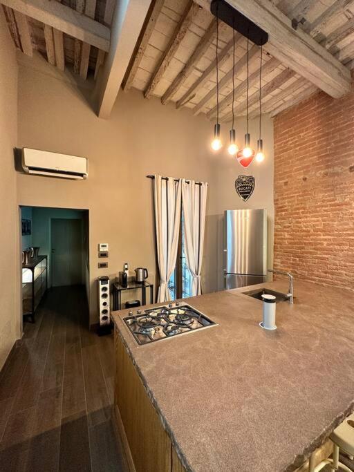 Lambe Suite next to Ponte Vecchio and Uffizi - LoveTheApartments - Appartamento Superior - 42