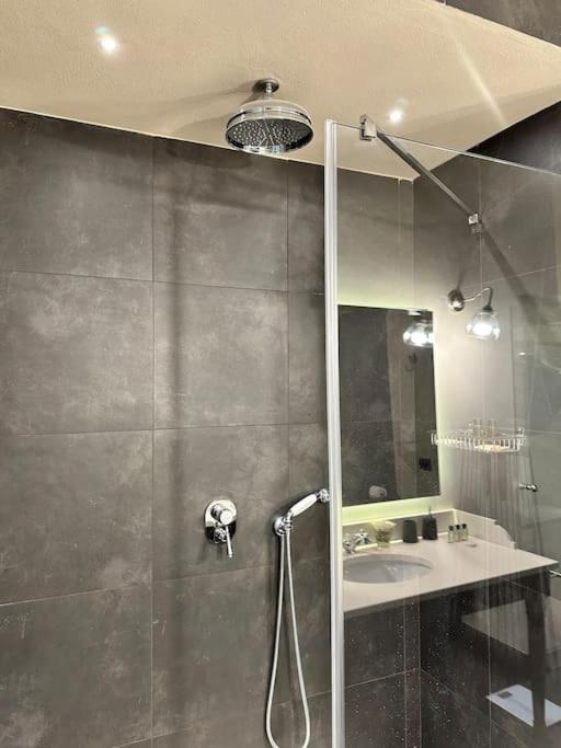 Lambe Suite next to Ponte Vecchio and Uffizi - LoveTheApartments - Appartamento Superior - 51