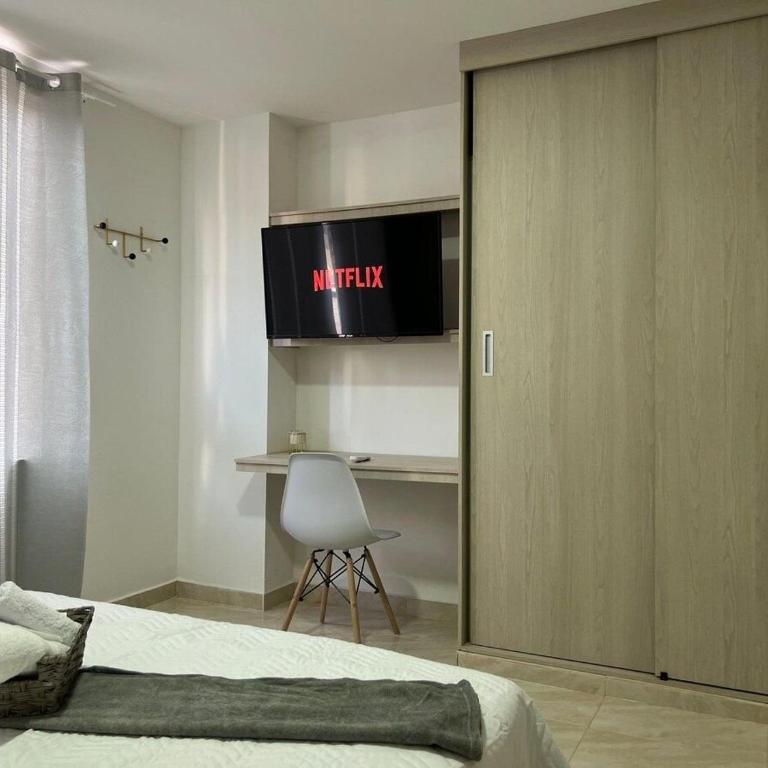 Moderno Edifico en el sur de Cali - Apartamento con ducha - 9