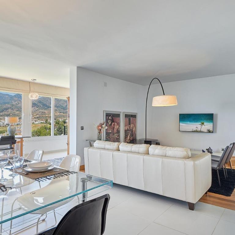 TORRE REAL Luxury near Trocadero Arena Marbella - Two-Bedroom Apartment - 4