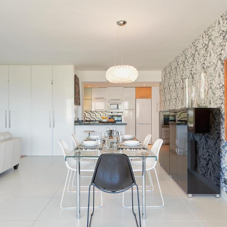 TORRE REAL Luxury near Trocadero Arena Marbella - Two-Bedroom Apartment - 6