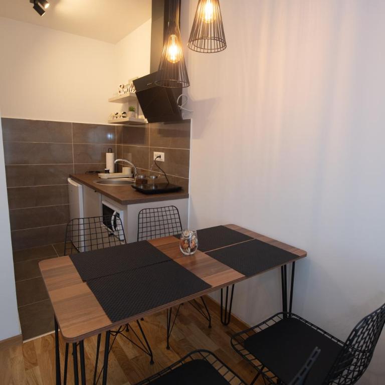 Petković apartmani STUDIO32 - Apartman sa 1 Spavaćom Sobom - 14