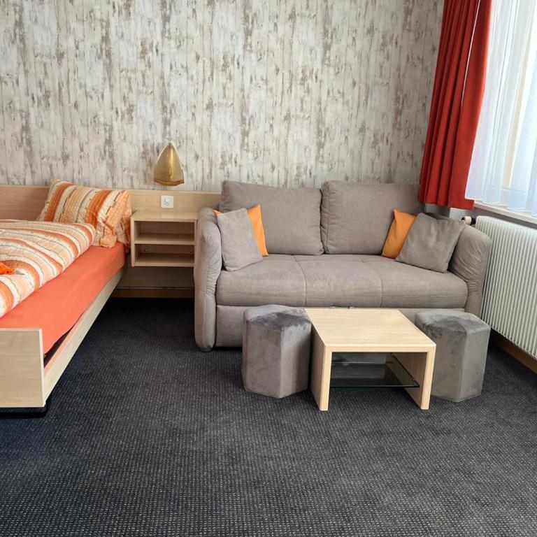 Haus Atlantic Leukerbad - Apartment mit Balkon - 7