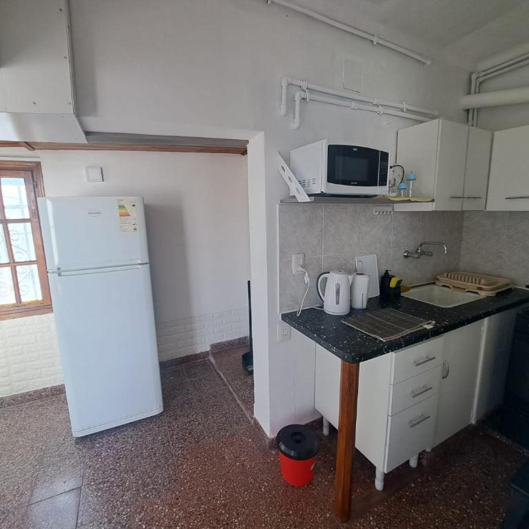 Dpto Yrigoyen y España - Apartamento de 2 dormitorios - 8