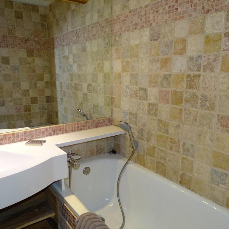 Duplex 3 chambres, style montagnard, 6 pers. - FR-1-634-90 - Apartment - 14