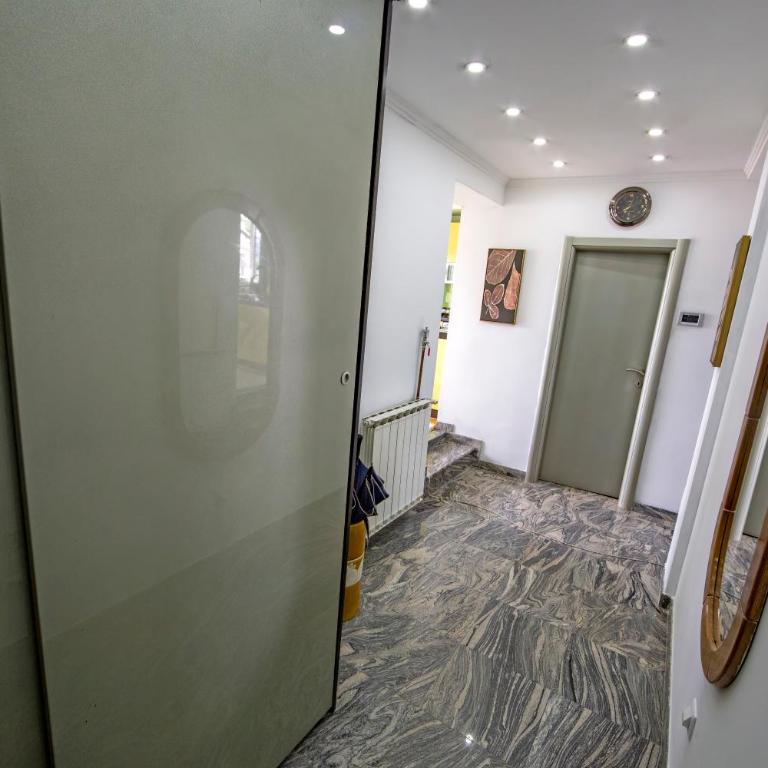 Spacious apartment (60sqm) with a balcony - Apartman sa 1 Spavaćom Sobom - 11