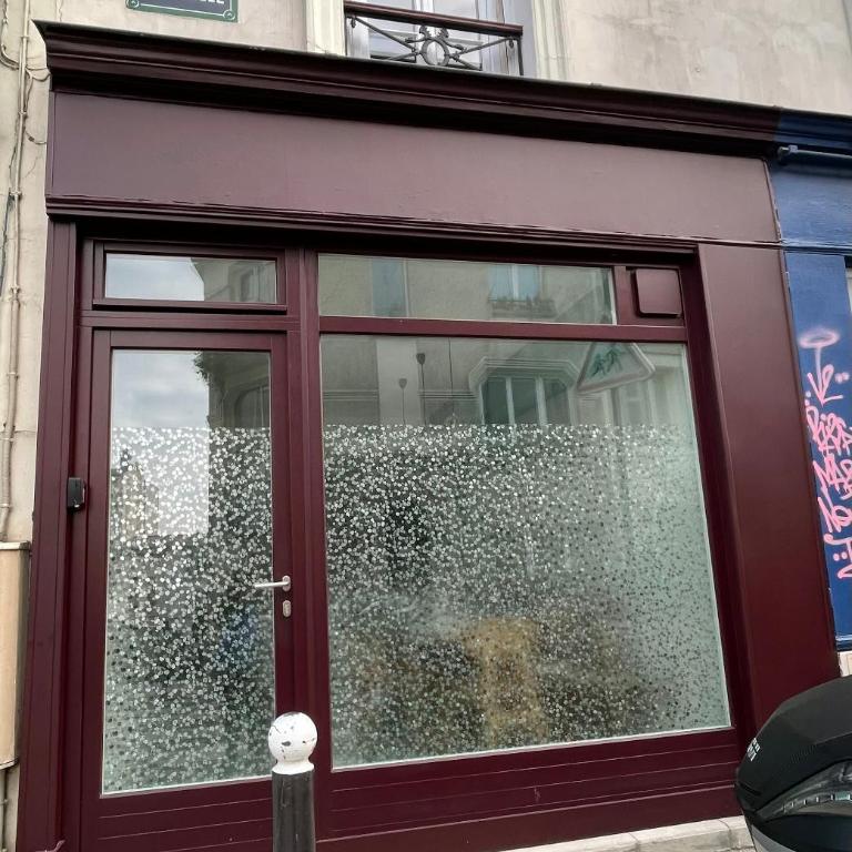 Appartement Atypique Au Pied Du Sacré Cœur - Appartement - Rez-de-Chaussée - 14