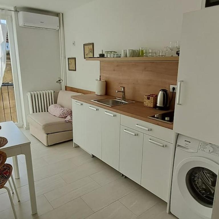 Cozy at prime location above Ferhadija Street - Apartman sa 1 Spavaćom Sobom - 47