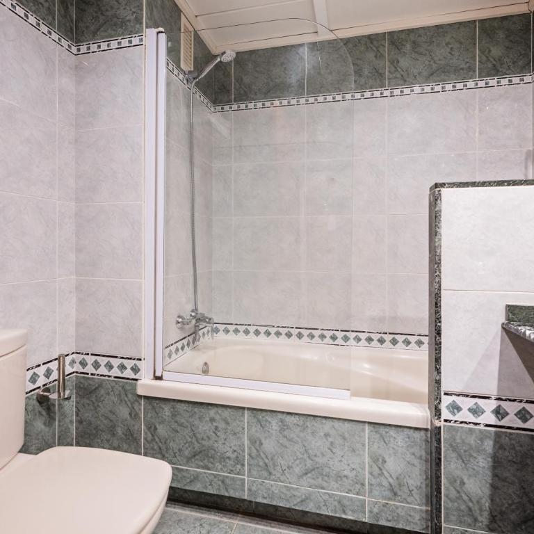 Aparthotel Napols - Abapart - Two-Bedroom Apartment (4 Adults) - 11