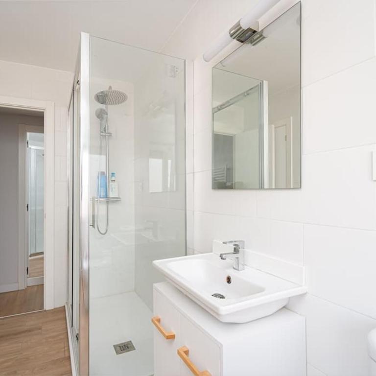MyHouseSpain - Moderno piso frente al mar - Apartamento de 3 dormitorios - 2