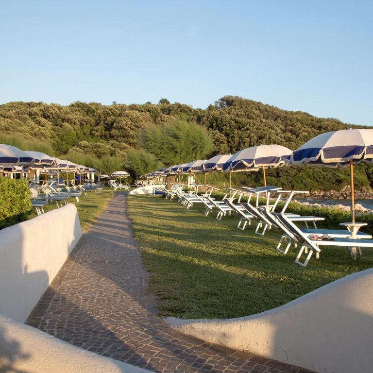 Torre San Vito Beach Hotel 3s - Camera Matrimoniale Deluxe - 3