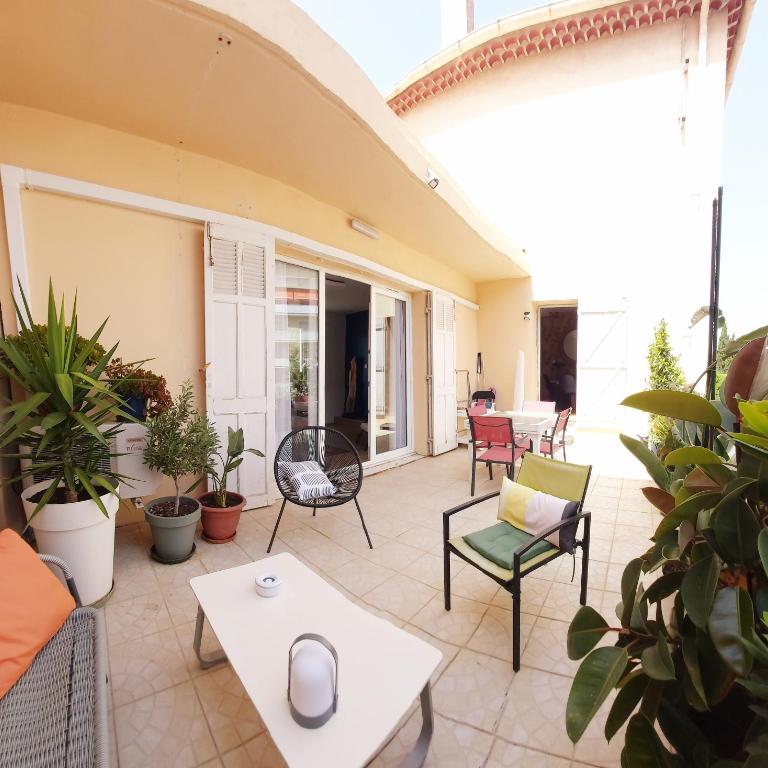 Canopée - Toulon Mourillon - 800m des plages et place de parking privé - Apartment mit 2 Schlafzimmern - 3