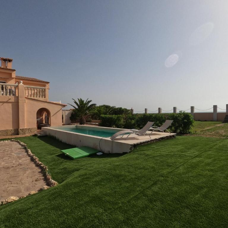 Oasis en la playa: piscina y relax - Casa de 4 dormitorios - 5