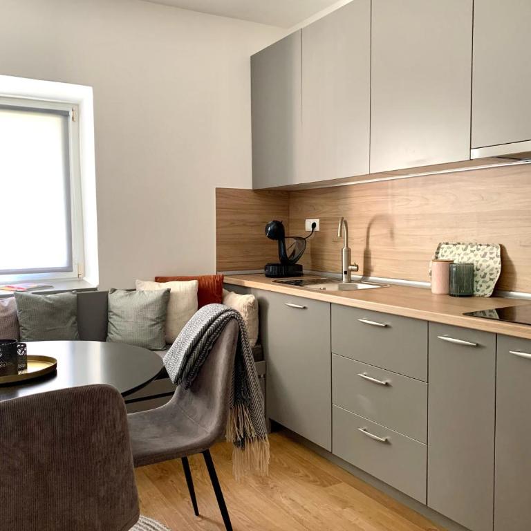 Ponte Paradiso Apartment - Two-Bedroom Apartment - 8