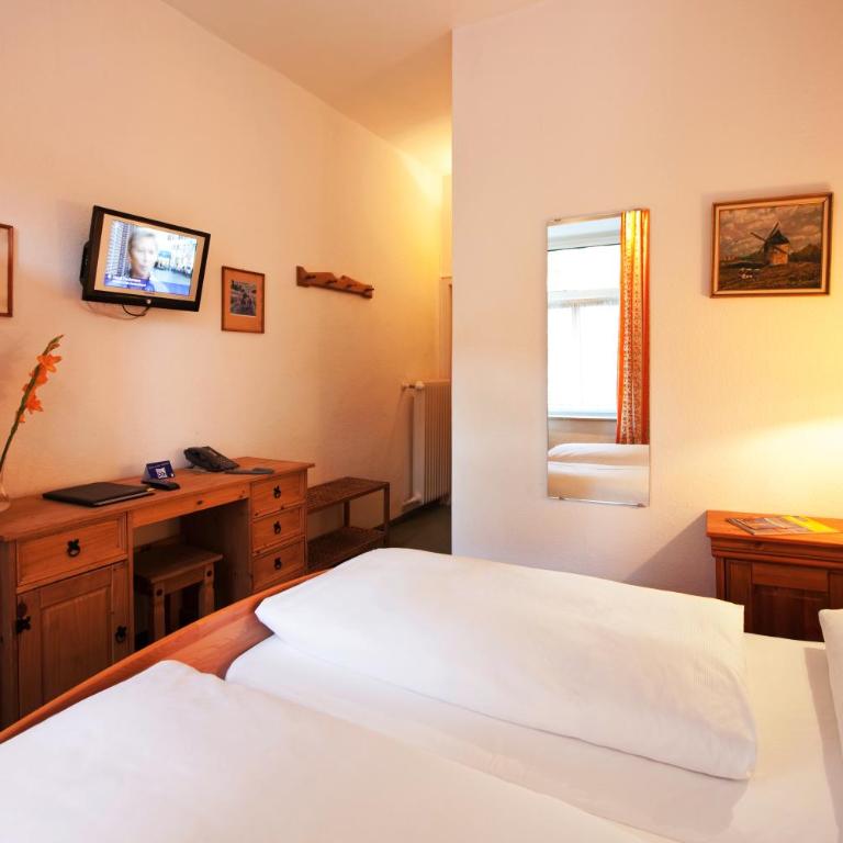 Hotel Hahn - Doppelzimmer - 1